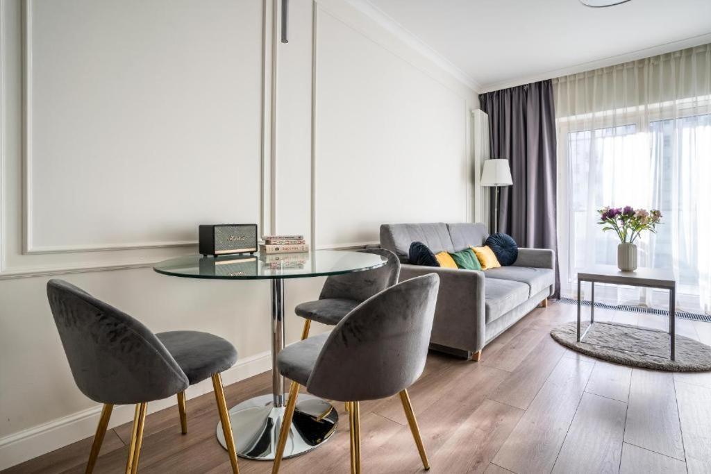Mennica Residence By Golden Apartments Warschau Buitenkant foto